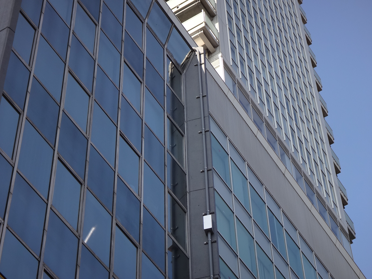 オフィスビル配管配線